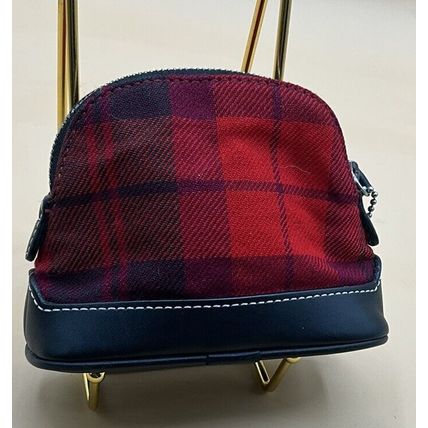 A Rare Vintage Coach Tartan Domed Small Mini Red Plaid Wool Leather Coin Purse