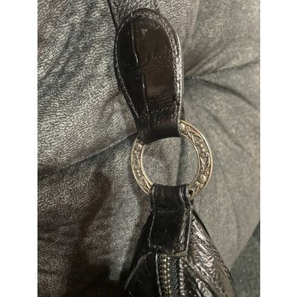 Black Brighton Purse – Elegant & Timeless Upgrade your style with this classic