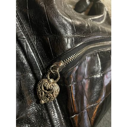 Black Brighton Purse – Elegant & Timeless Upgrade your style with this classic