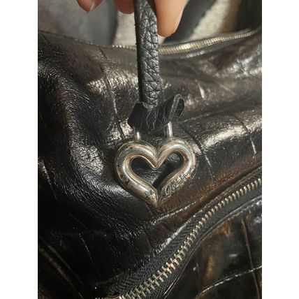 Black Brighton Purse – Elegant & Timeless Upgrade your style with this classic