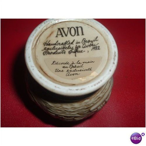 MUG STAMPED AVON SHAPED COLLECTABLE (03/02)