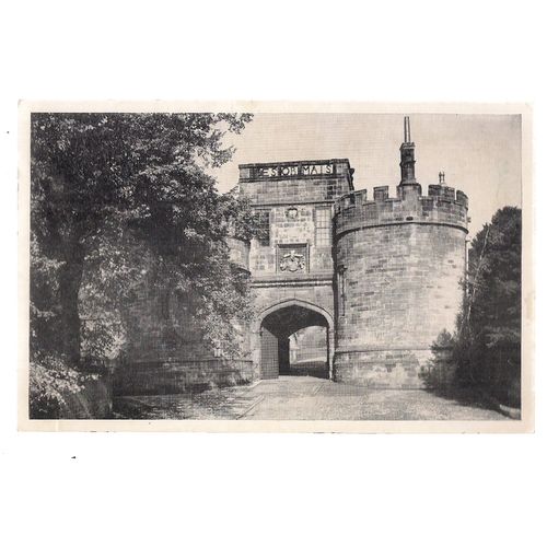 GATEHOUSE, SKIPTON CASTLE, YORKSHIRE .used postcard 1971 postmark #