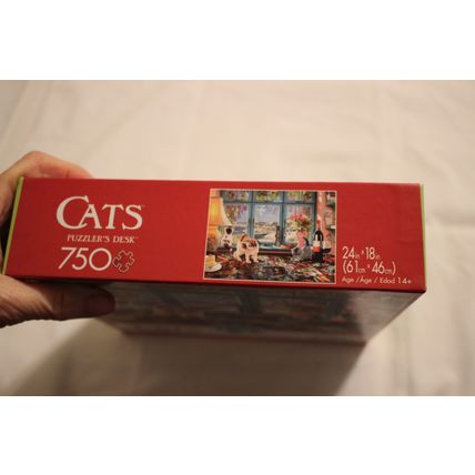 PUZZLER'S DESK 750 PIECE PUZZLE SEALED CATS KITTENS