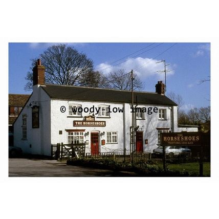 pu0148 - The Horseshoes Pub , Eggington , Bedfordshire - print
