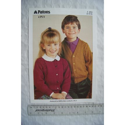 1991 Patons 4524 cardigans, 4 ply, 56-81 cm, 22-32 inch