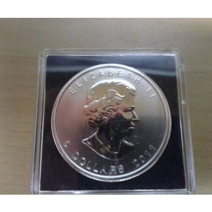 2011 Canada Silver Wolf 1 Ounce coin