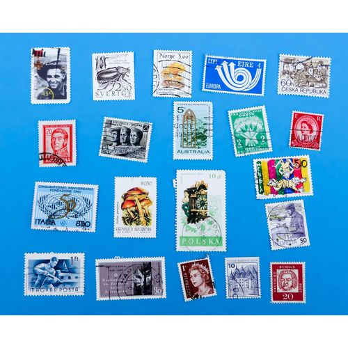 World Selection 0059 - Used Stamps - 20 Stamps - Unchecked