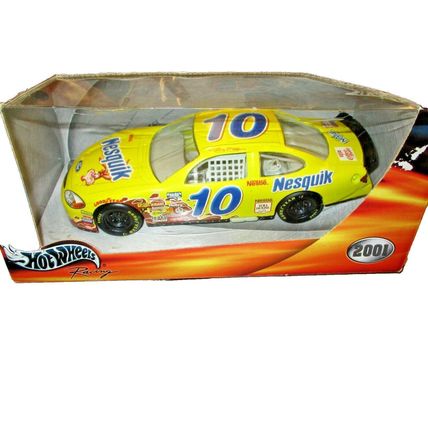 Hot Wheels Racing 2001 Nesquik #10 NASCAR 1/24 Scale Die Cast