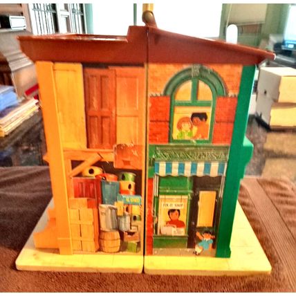 Old Fisher Price Play Family Sesame Street # 938 12 1/2" Tall 1975 100% Complete