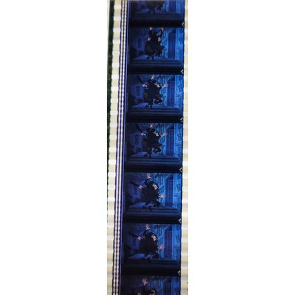 PK GEB - Y - f0134D . 1 STRIP OF 5 - 35MM - FILM CELLS