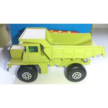 Matchbox No28 - Mack Dumper Truck -