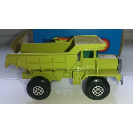 Matchbox No28 - Mack Dumper Truck -