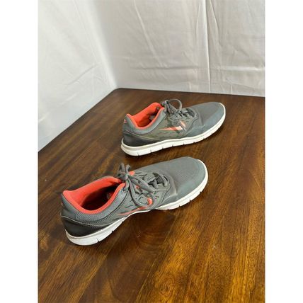 Nike Orive NM Women's Running Shoes Size 8 Multicolor Sneaker 677136-061