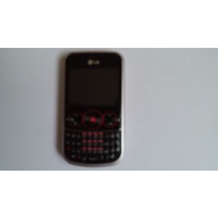 Lg gw300 phone for sale with broken screen!