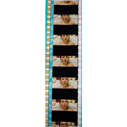 Pk GEB -D - MIX - Gb 044R . 1 STRIP OF 5 - 35MM FILM CELLS. ( NOES )
