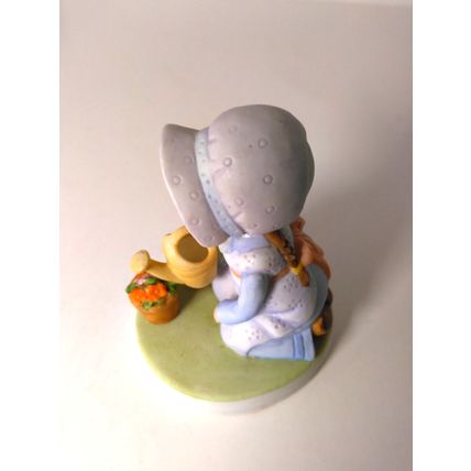 Holly Hobbie Adorable Simple Pleasures Figurine Precious Moments Series III VTG