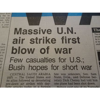 The Waukesha Freeman - January 17, 1991 - WAR! - Desert Storm - Newspaper