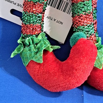 NEW Lot 4 Pair ELF LEGS 6" Christmas ORNAMENTS House Decor Feet Socks Shoes