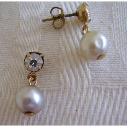 Vintage Earrings Pearl Drop White Crystal Pierced