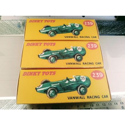 Dinky No239 Vanwall Racing Car - Replica / Repro Box