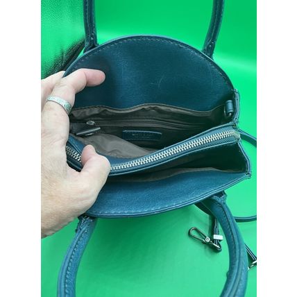 A Very Rare Beautiful Teal Faux Leather Matt & Nat Crossbody Handbag