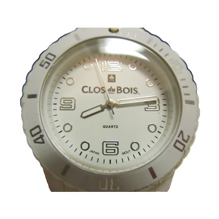 CLOS DU BOIS Wrist Watch White Japan Quartz Movement Metal Case New