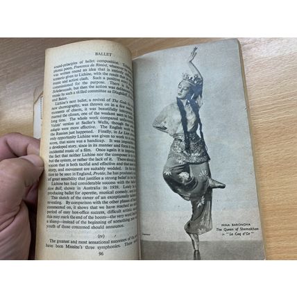 1945 "BALLET" ARNOLD L HASKELL ILLUSTRATED PENGUIN PAPERBACK BOOK (P2)