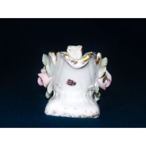 Lefton white leaf sleigh ashtray ash tray applied rose flowers vintage great