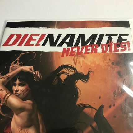2022 Dynamite Comics Die!namite Never Dies Vampirella Comic Book #1 Parrillo Var