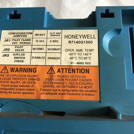 HONEYWELL R7140G 1000,R7140G1000 Burner Control (plastic Damaged But Works),BP