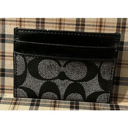 A Very Sweet Vintage Coach Signature C Print Black Leather ID Card Wallet