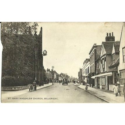 Essex BILLERICAY ST Mary Magdalen Church Postcard (Larritt)