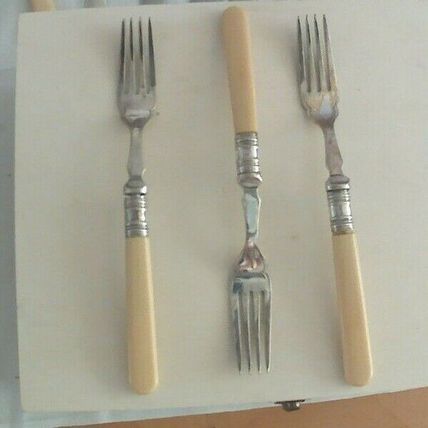 Vintage 3 Fish Forks
