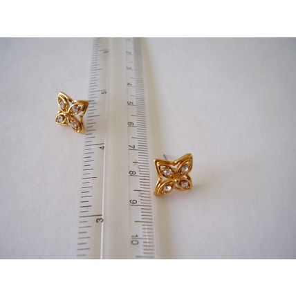 Vintage Earrings Quatrefoil Gothic Medieval Filigree Gold Plated White Crystal