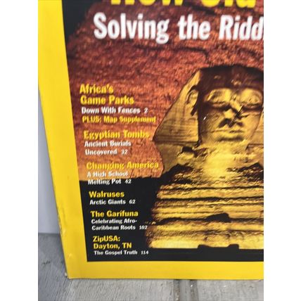 National Geographic Magazine September 2001 How Old is it? - Vintage Collectable