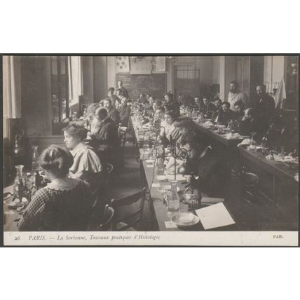 Travaux Pratiques d'Histologie, La Sorbonne, Paris, c.1910 - PAD Photo CPA