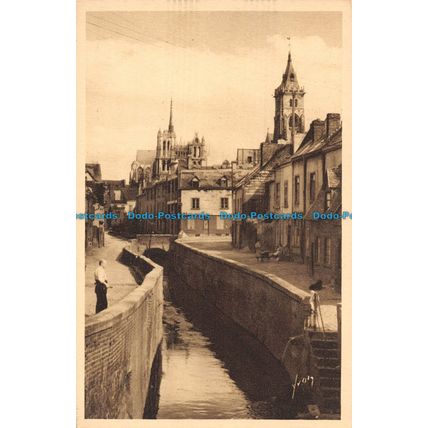 R093917 Amiens. La Rue Basse des Tanneurs. Eglise St. Germain et Cathedrale. Yvo