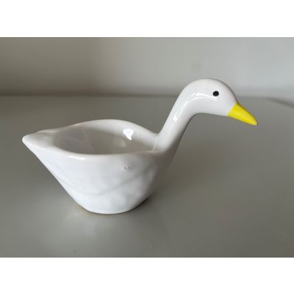 VINTAGE AVON CERAMIC GOOSE EGG CUP