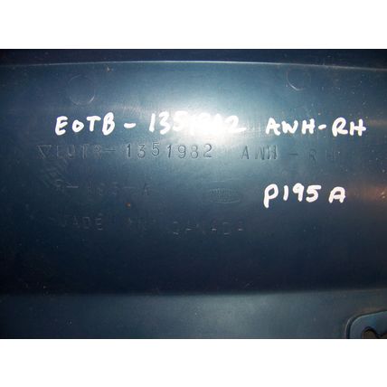 1982 - 91 FORD EXT CAB REAR GLASS TRIM #E0TB-1351982-AWH, E0TB-1351983-AWH 83 84
