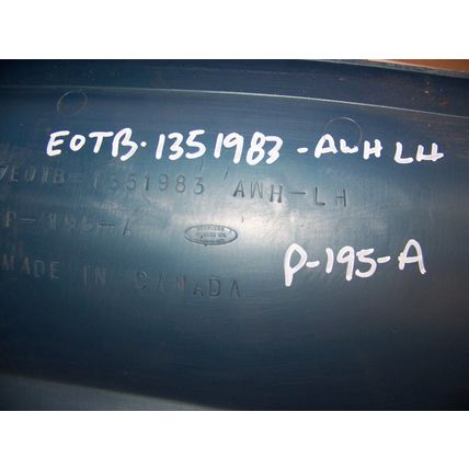 1982 - 91 FORD EXT CAB REAR GLASS TRIM #E0TB-1351982-AWH, E0TB-1351983-AWH 83 84