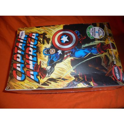 CAPTAIN AMERICA COMIC SCENES Model Kit, Polar Lights Models, 2011!! $40.00 OBO!!