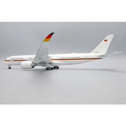 A350-900ACJ GERMAN AIR FORCE REG: 10+01 WITH STAND - JC WINGS XX20023 1/200