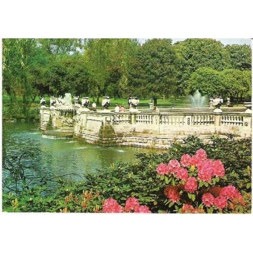 London - Kensington Gardens - Dixon postcard c.1970s