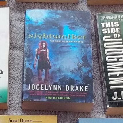 Nightwalker (Dark Days 1), by Jocelynn DRAKE. US PB.