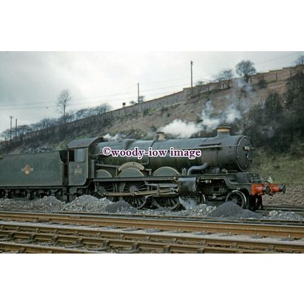pu2498 - Worcs - Engine No.5096 Bridgwater Castle at Worc. Shed - print 6x4