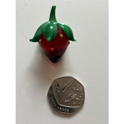 GLASS FRUIT MINIATURE - STRAWBERRY