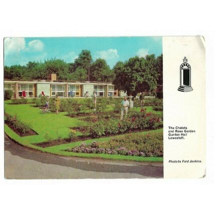 Gunton Hall Chalets And Rose Garden, Lowestoft, Postcard.