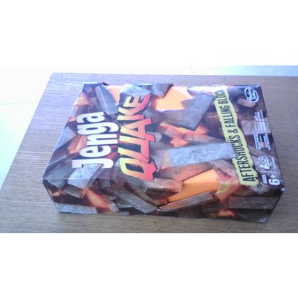 JENGA QUAKE - AFTERSHOCKS & FALLING BLOCKS (Hasbro Gaming) 2014