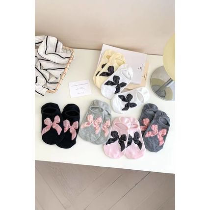 Gray Bow Knot Soft No Show Socks