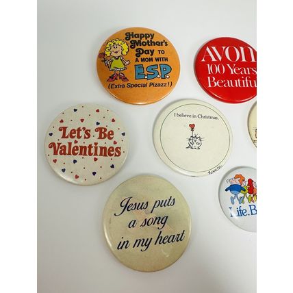 Sandra Boynton & More VTG Pin Back Buttons 7Pc Lot Christmas, Valentines, Jesus